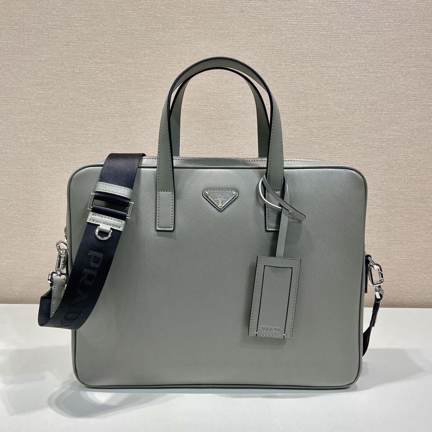 Pra*a briefcase